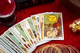 Tarot Card reading for beginners: a guide to know their meanings!